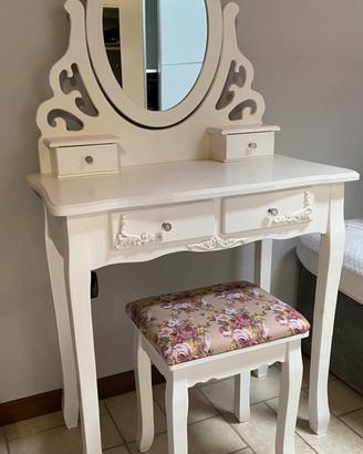 Specchiera trucco