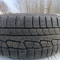 4 gomme con cerchi in lega 