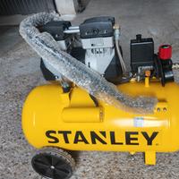 Compressore Stanley 50 litri silenziato 