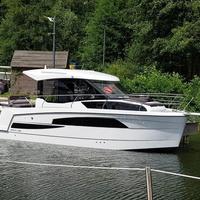 Nautic 880