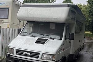 CAMPER IVECO TURBODAILY 35-12 – 6 POSTI
