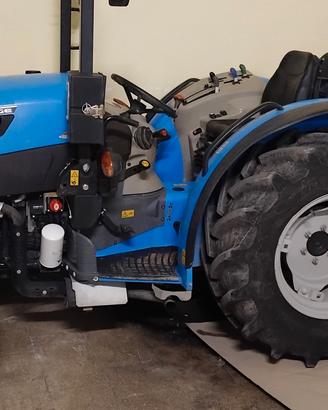trattore frutteto e attrezzi agricoli