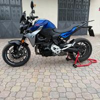 BMW F900 R