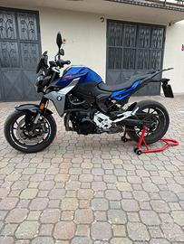 BMW F900 R