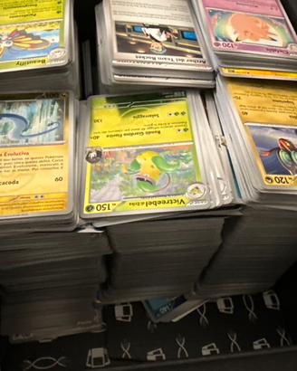 CARTE POKEMON COMUNI , RARE , REVERSE E HOLO