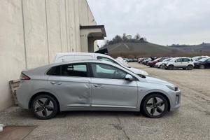 Hyundai ioniq 2021 incidentata