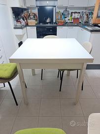 Tavolo da cucina per 4 persone allungabile