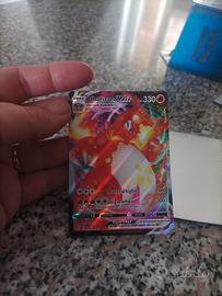 carta Pokemon Charizard VMax originale 
