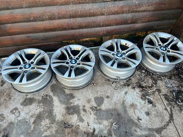 Cerchi in lega Bmw 16