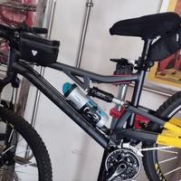 Bici Bicicletta professionale rockrider 700