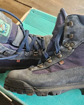 Scarpe AKU AIR 8000 GORE-TEX 39 1/2, suola VIBRAM