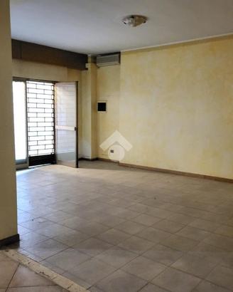 NEGOZIO A CASTELLI CALEPIO