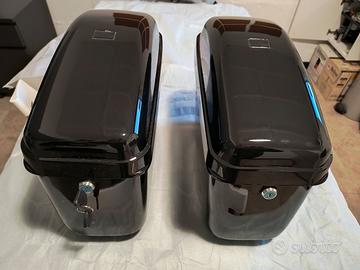 Coppia valigie laterali