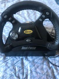 Volante e pedaliera Team Mad Catz per PlayStation