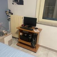 Postazione completa computer e mobiletto annesso