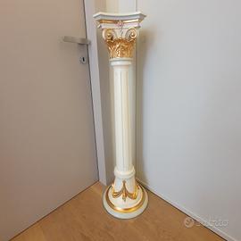 Colonna lusso Asnaghi Interiors intagliata