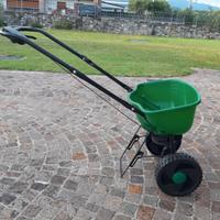 CARRELLO SPARGITORE
