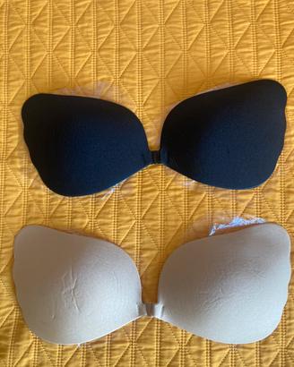 Due reggiseni invisibili