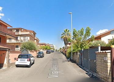 Acilia spazioso quadrilocale soleggiato