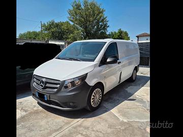 Mercedes benz vito 119 cdi - trasporto animali