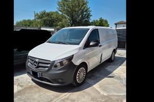 Mercedes benz vito 119 cdi - trasporto animali