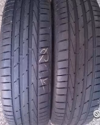 Coppia di pneumatici usati 285 35 18 brigestone