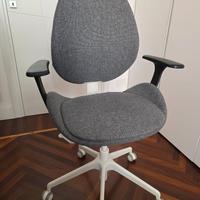 HATTEFJÄLL sedia ufficio ergonomica con braccioli