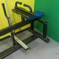 Calf machine. Polpacci