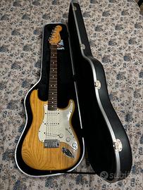 Fender Stratocaster - Made in California USA 2001