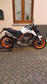 KTM Duke 890 R