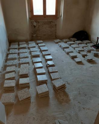 mattonelle anni 70 graniglia di marmo