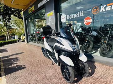 YAMAHA Tricity 125 TUTTO INCLUSO ANCHE PASSAGGIO