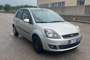 Ford Fiesta 1.4 TDCi 5p