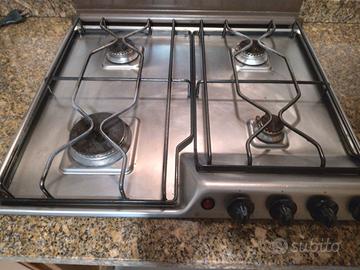 Cucina a gas 4 fuochi