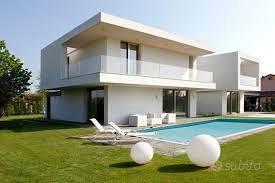 Villa a Aci Bonaccorsi