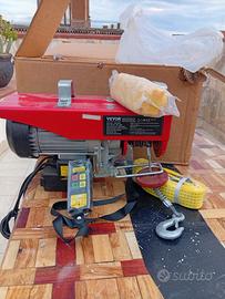 montacarichi nuovissimo portata 330 kg