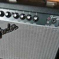 Chitarra e amplificatore