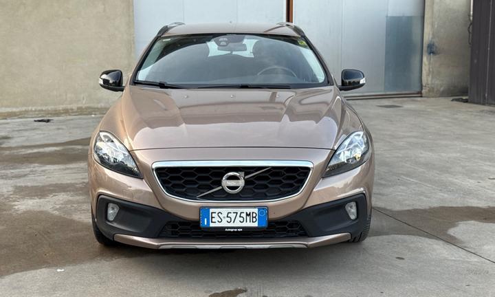 Volvo V40 Cross Country D2 1.6 Summum