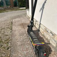 Monopattino elettrico ducati