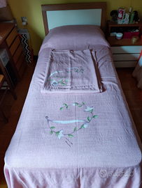 N.2 teli copriletto iniziali D ed E