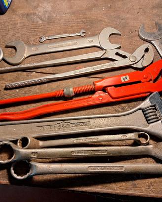 Lotto Professionale attrezzi USAG e altri top