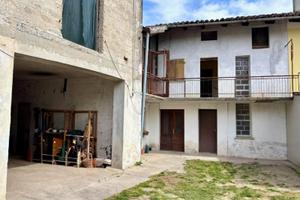 CASA IN LINEA DAL SAPORE TIPICO FRIULANO CON SC...