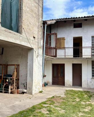 CASA IN LINEA DAL SAPORE TIPICO FRIULANO CON SC...