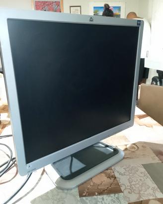  desktop 19"