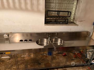 Banco frigo inox adatto per bar/ristorante, 4 m lu