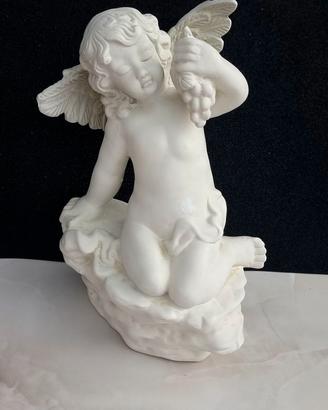Statuetta Angelo con Grappolo d'Uva, 25 cm