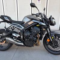 Triumph Speed Triple 765 R - 2025