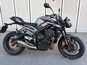 Triumph Speed Triple 765 R - 2025