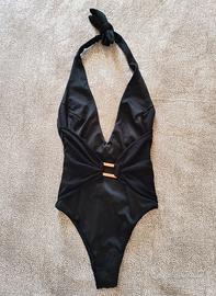 Costume Intero Nero JLO Scollo a V Fibbia Dorata