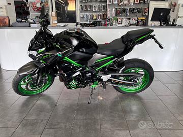 Kawasaki Z 900 - 2024